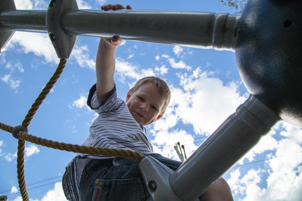 outside activities for kids, 50 ways to keep children happy without spending a dime