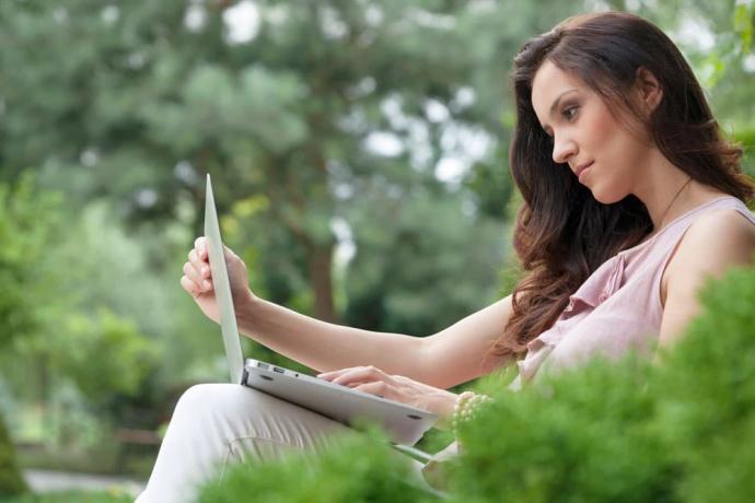 5 Ways Every Stay At Home Mom Can Make Money Other Than Online Surveys
