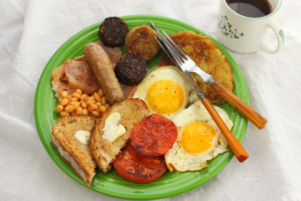 Meraki Mother - Delicious St Patricks Day Meals- Traditional Irish Food - The Ulster Fry- Full Monty Breakfast, Irish Style for #StPatricksDay