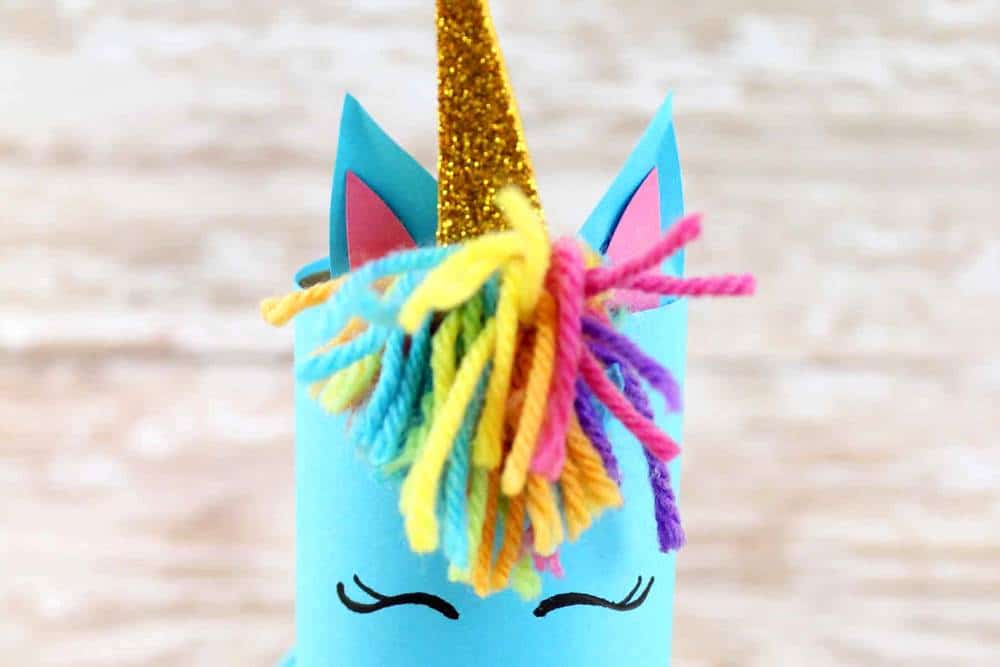 Unicorn Craft for Preschool! (Plus Free Unicorn Horn) ⋆ The