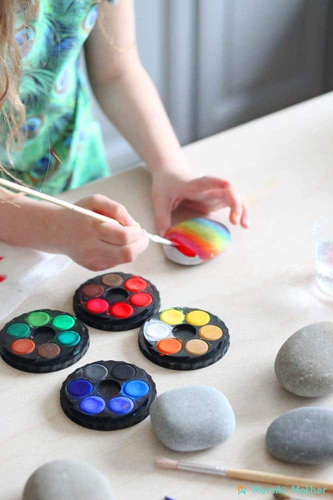 Rock painting activity with watercolor 