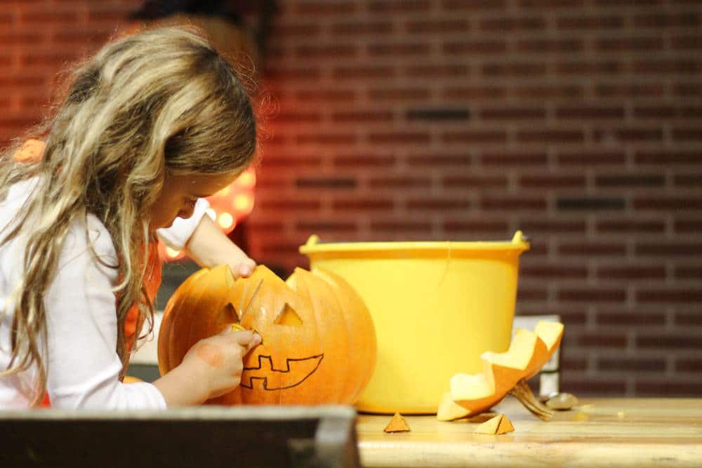 jack-o'-lantern pumpkin carving activity for kids