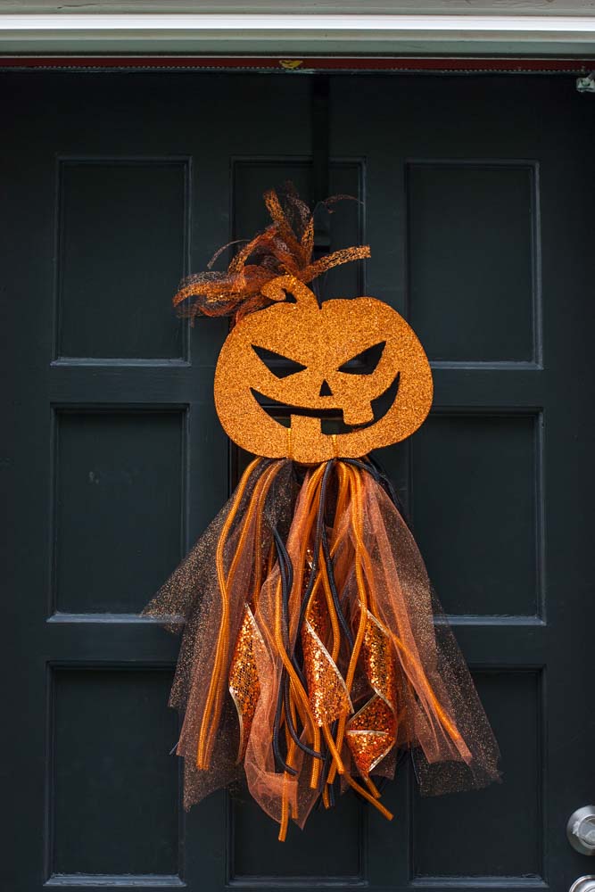 hanging halloween decorations