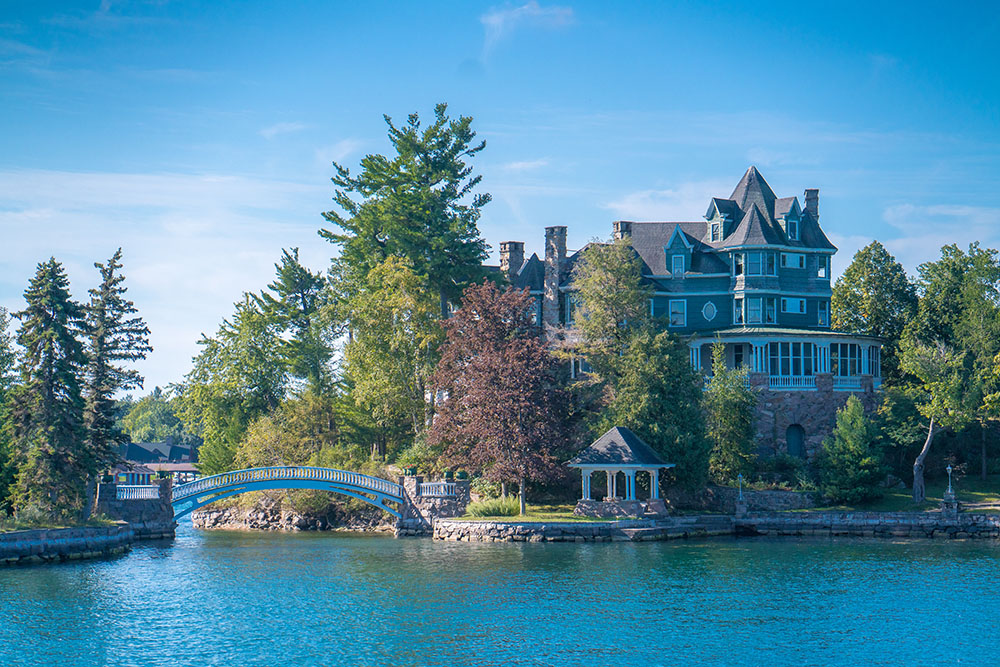 New York State with Kids. Take the Boat Tour in the Thousand Islands